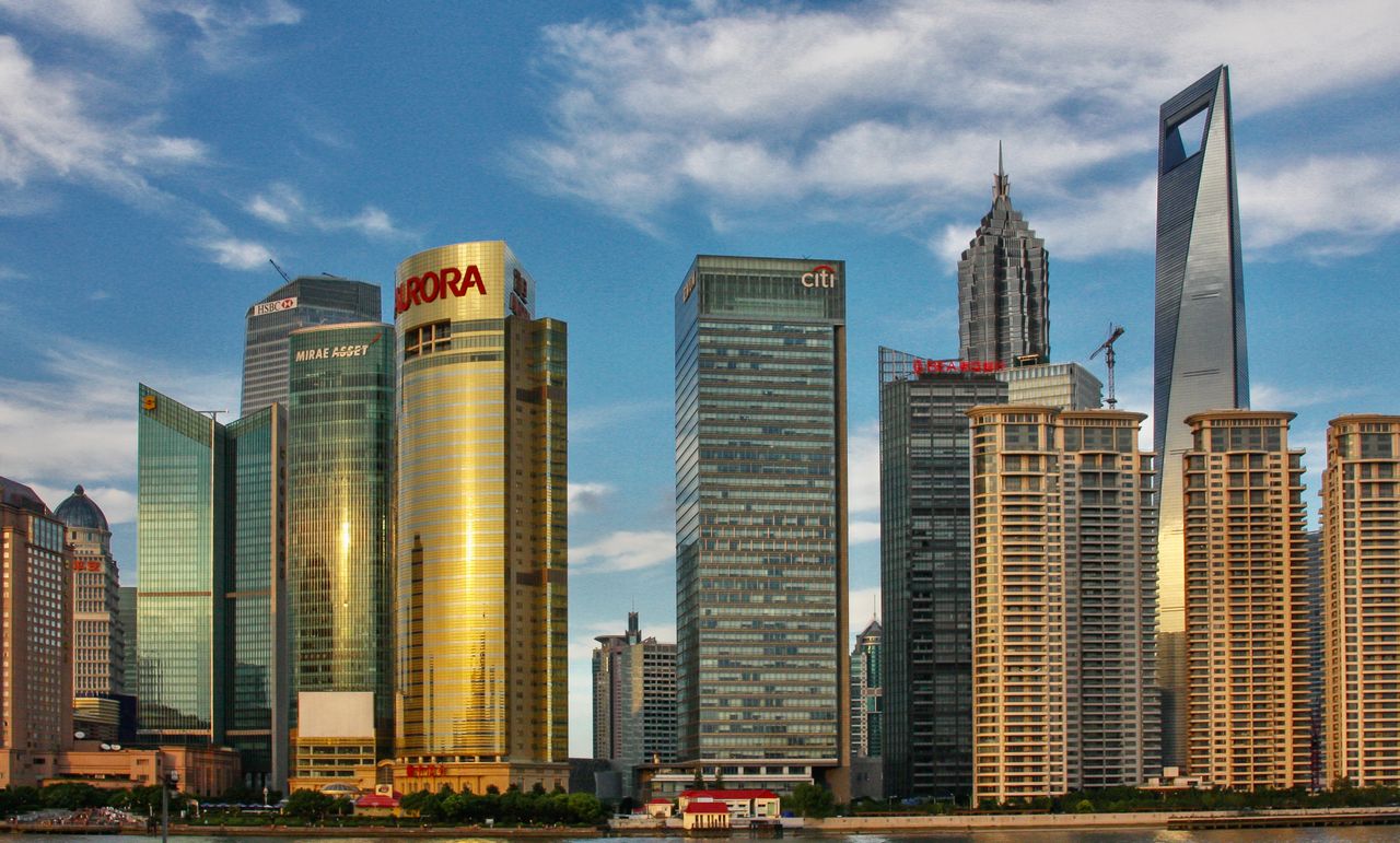 A stunning view of Shanghai's skyline featuring modern skyscrapers and iconic architecture.